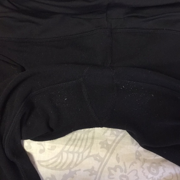 Lululemon Cropped Leggings - Picture 6 of 7